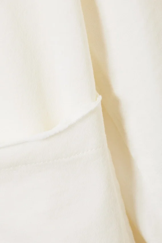 Camiseta holgada de manga larga – Blanca Camiseta holgada de manga larga – Blanca