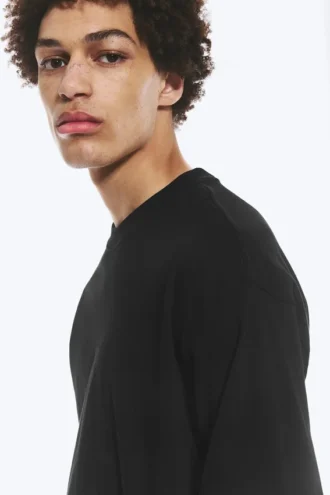 Camiseta holgada de manga larga – Negro Camiseta holgada de manga larga – Negro