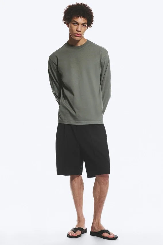 Camiseta holgada de manga larga – Verde caqui apagado Camiseta holgada de manga larga – Verde caqui apagado