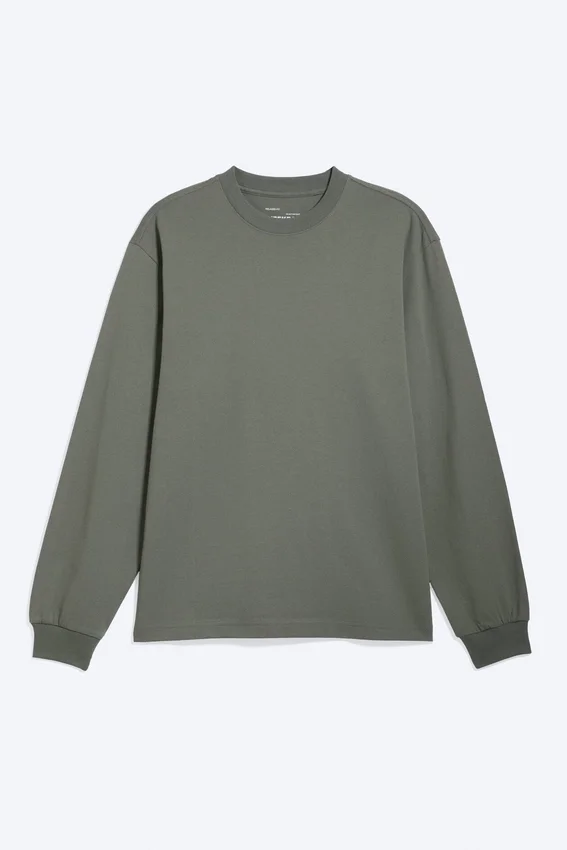 Camiseta holgada de manga larga – Verde caqui apagado Camiseta holgada de manga larga – Verde caqui apagado