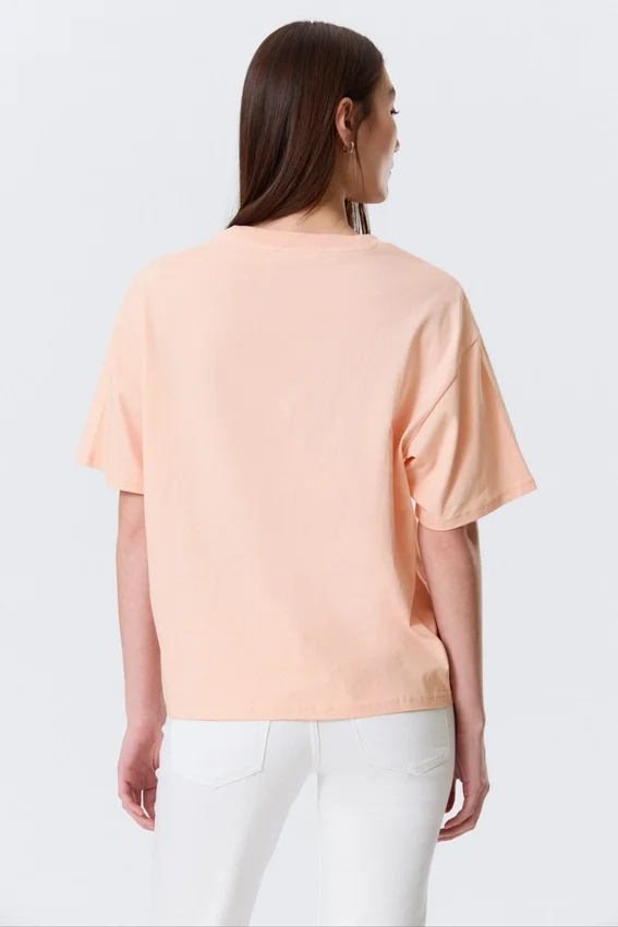 Camiseta holgada estampada – Naranja claro – Flor rosa Camiseta holgada estampada – Naranja claro – Flor rosa