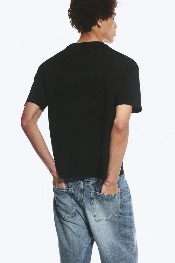 Camiseta holgada – Negro Camiseta holgada – Negro
