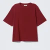 Camiseta holgada perfecta – Rojo oscuro Camiseta holgada perfecta – Rojo oscuro