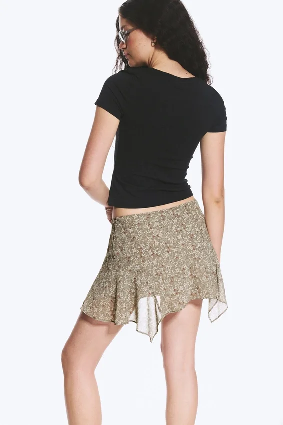 Camiseta mini ajustada con estampados – Negro – Bunny Camiseta mini ajustada con estampados – Negro – Bunny