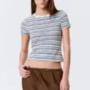 Camiseta mini ajustada – Rayas multicolor azul/rosa Camiseta mini ajustada – Rayas multicolor azul/rosa