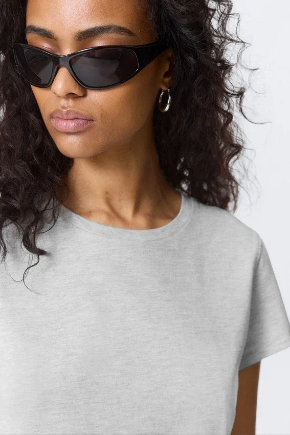 Camiseta mini de corte regular – Gris jaspeado Camiseta mini de corte regular – Gris jaspeado