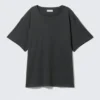 Camiseta oversize de manga corta suave – Gris oscuro Camiseta oversize de manga corta suave – Gris oscuro