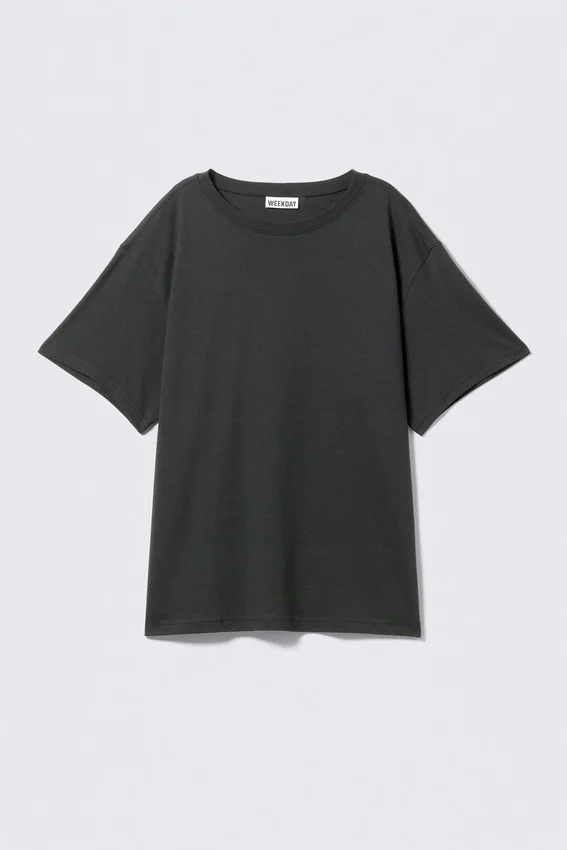 Camiseta oversize de manga corta suave – Gris oscuro Camiseta oversize de manga corta suave – Gris oscuro