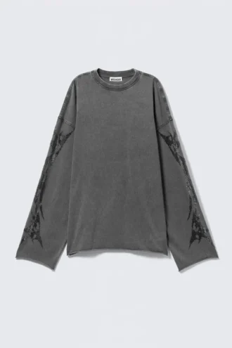 Camiseta oversize de manga larga con pedrería – Gris oscuro