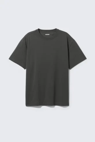 Camiseta oversize de tejido grueso – negro mate Camiseta oversize de tejido grueso – negro mate
