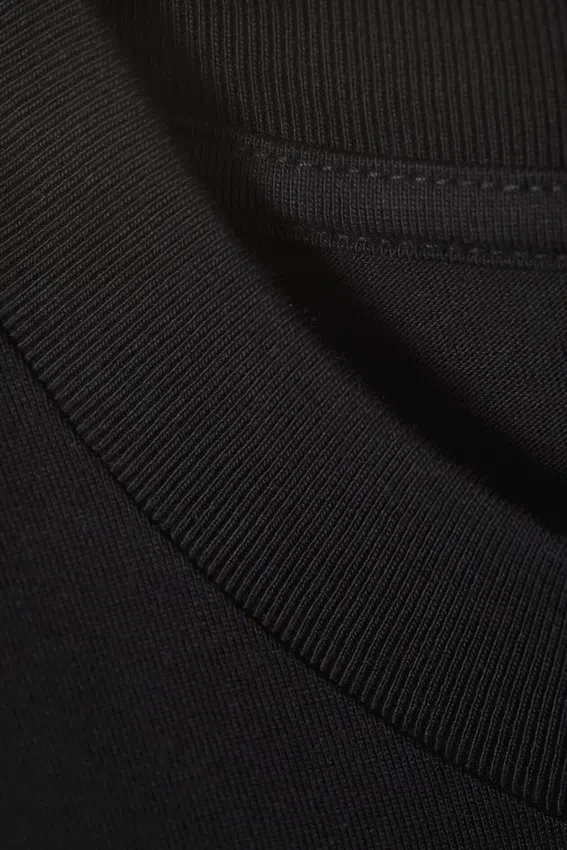 Camiseta oversize – Negro Camiseta oversize – Negro