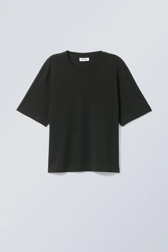 Camiseta Perfect Boxy – Negro Camiseta Perfect Boxy – Negro