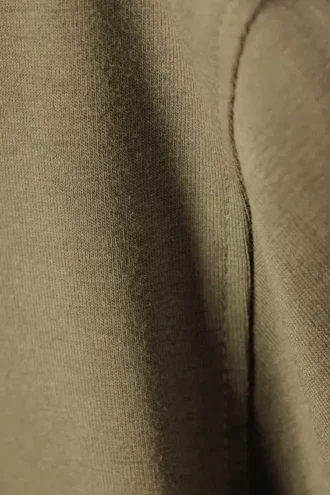 Camiseta rectangular perfecta – Verde caqui