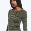 Camiseta sin mangas con bolero de dos piezas en capas – Verde caqui apagado Camiseta sin mangas con bolero de dos piezas en capas – Verde caqui apagado