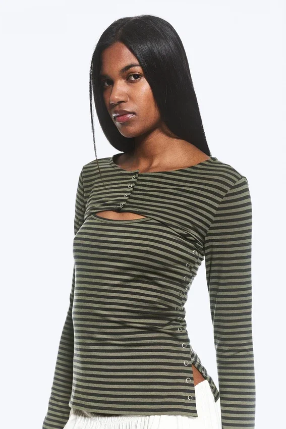 Camiseta sin mangas con bolero de dos piezas en capas – Verde caqui apagado Camiseta sin mangas con bolero de dos piezas en capas – Verde caqui apagado