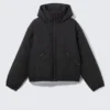 Chaqueta acolchada con capucha – Negro Chaqueta acolchada con capucha – Negro