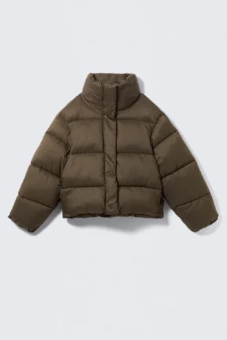 Chaqueta acolchada corta oversize – Marrón oscuro