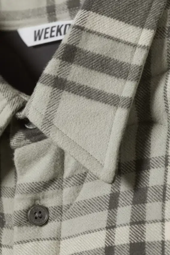 Chaqueta acolchada de corte holgado – Cuadros grises Chaqueta acolchada de corte holgado – Cuadros grises