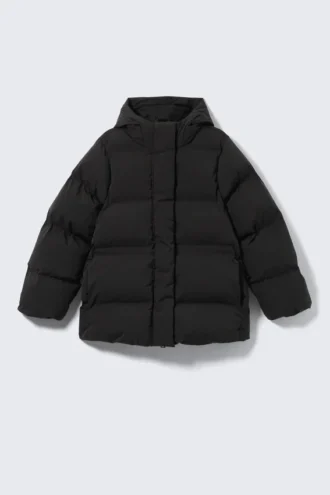 Chaqueta acolchada entallada – Negra