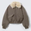 Chaqueta bomber con cuello de piel sintética – Dark Mole Chaqueta bomber con cuello de piel sintética – Dark Mole