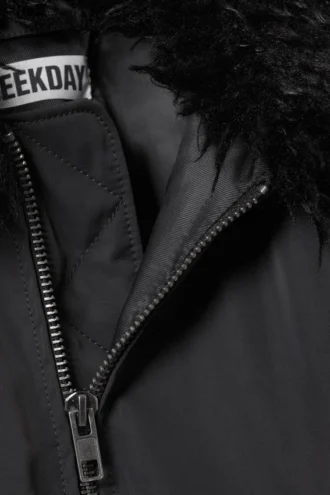 Chaqueta bomber con cuello de piel sintética – Gris oscuro Chaqueta bomber con cuello de piel sintética – Gris oscuro