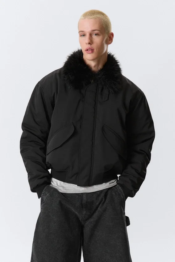 Chaqueta bomber holgada con cuello de piel sintética – Negro Chaqueta bomber holgada con cuello de piel sintética – Negro