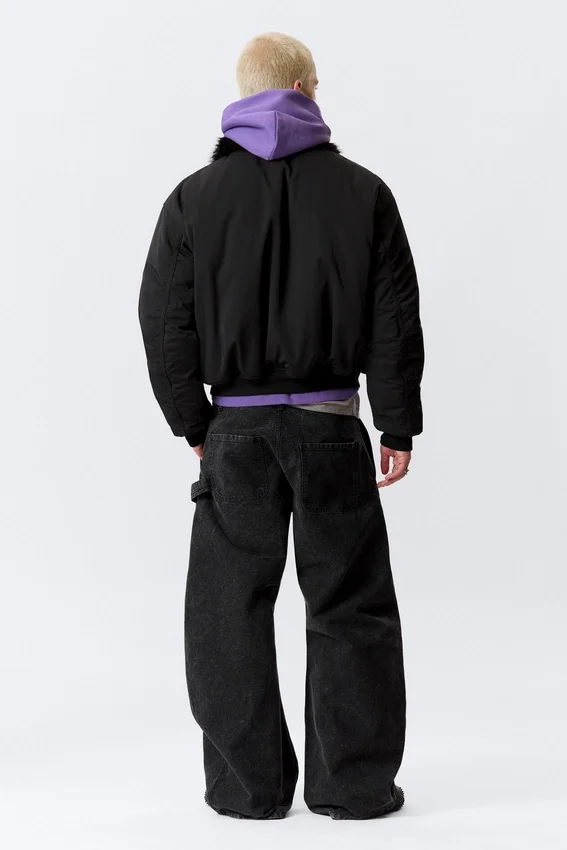 Chaqueta bomber holgada con cuello de piel sintética – Negro Chaqueta bomber holgada con cuello de piel sintética – Negro