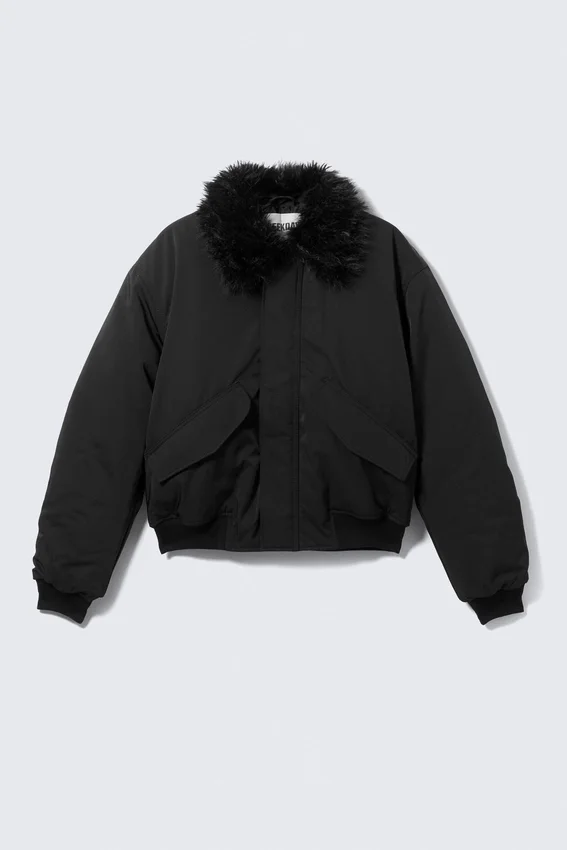 Chaqueta bomber holgada con cuello de piel sintética – Negro Chaqueta bomber holgada con cuello de piel sintética – Negro