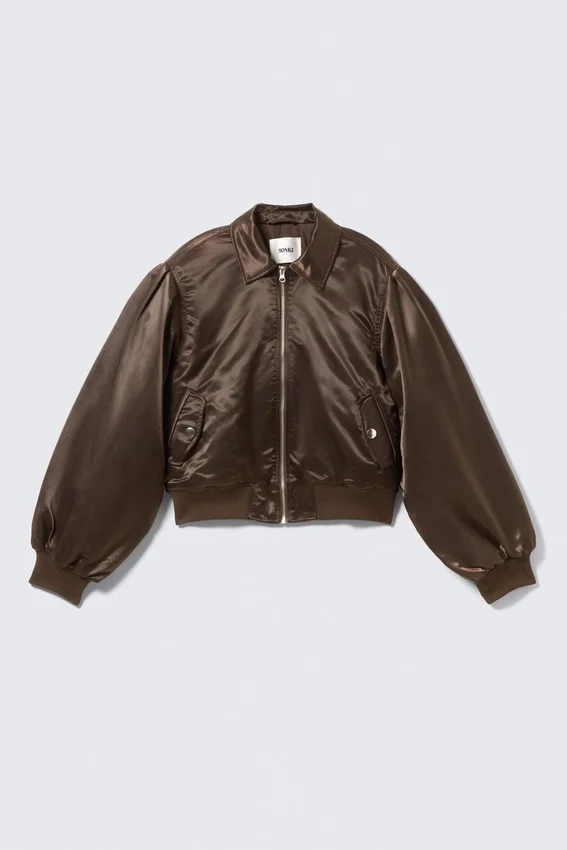 Chaqueta bomber holgada de nailon Yulia B – Marrón oscuro Chaqueta bomber holgada de nailon Yulia B – Marrón oscuro