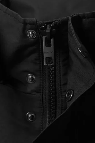 Chaqueta con capucha de corte holgado – Negro