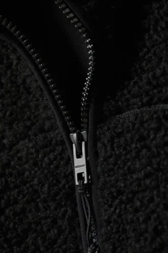 Chaqueta con capucha de felpa – Negro