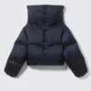 Chaqueta corta con cuello alto – Azul marino oscuro Chaqueta corta con cuello alto – Azul marino oscuro