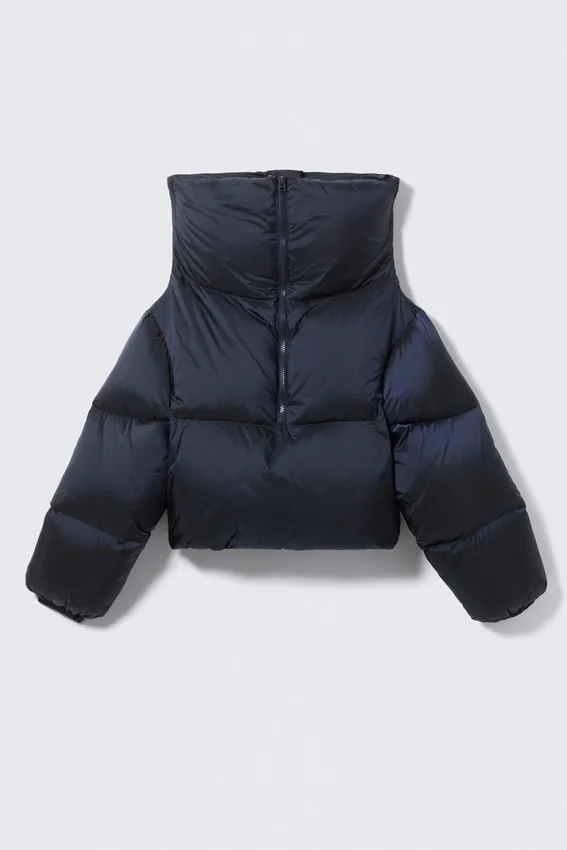 Chaqueta corta con cuello alto – Azul marino oscuro Chaqueta corta con cuello alto – Azul marino oscuro