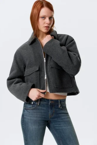 Chaqueta corta y entallada con cremallera – Gris oscuro jaspeado