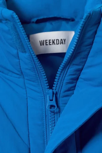 Chaqueta cortavientos – Azul brillante