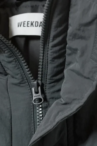 Chaqueta cortavientos – Gris