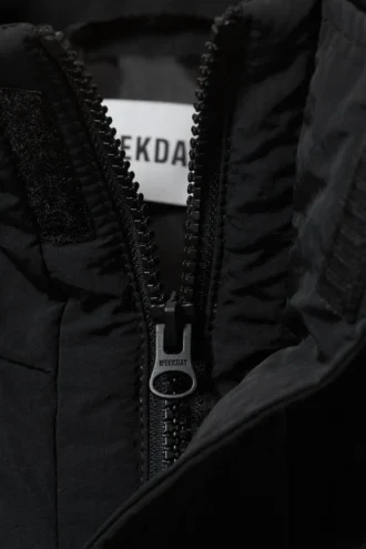 Chaqueta cortavientos – Negro