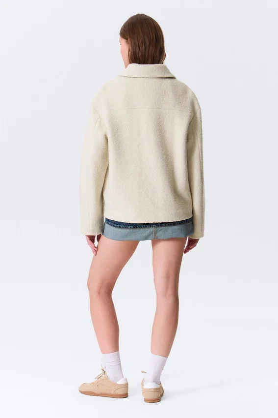 Chaqueta cuadrada abotonada de mezcla de lana – Crema empolvado Chaqueta cuadrada abotonada de mezcla de lana – Crema empolvado
