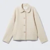 Chaqueta cuadrada abotonada de mezcla de lana – Crema empolvado Chaqueta cuadrada abotonada de mezcla de lana – Crema empolvado