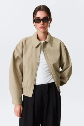 Chaqueta de algodón con cremallera de corte recto – Beige Chaqueta de algodón con cremallera de corte recto – Beige