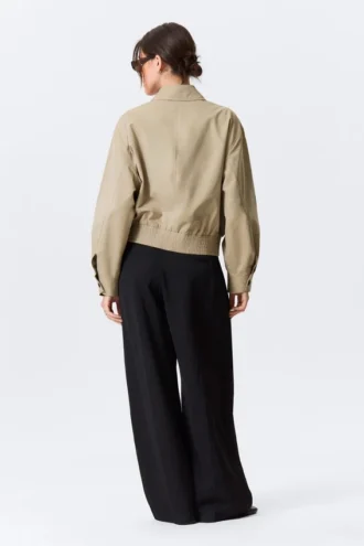 Chaqueta de algodón con cremallera de corte recto – Beige Chaqueta de algodón con cremallera de corte recto – Beige