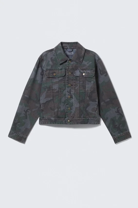Chaqueta de camionero de algodón holgada Gia F – Camuflaje azul marino Chaqueta de camionero de algodón holgada Gia F – Camuflaje azul marino