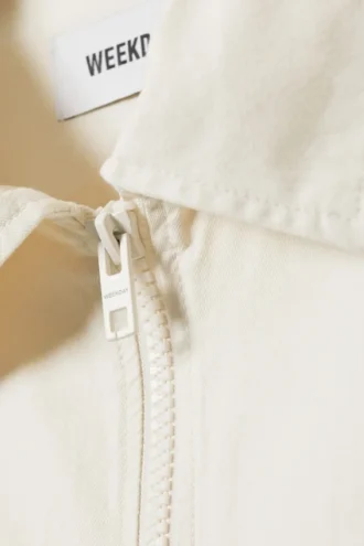Chaqueta de corte regular en mezcla de lino – blanco roto Chaqueta de corte regular en mezcla de lino – blanco roto
