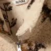 Chaqueta de forro polar con cremallera – Beige – Estampado floral marrón Chaqueta de forro polar con cremallera – Beige – Estampado floral marrón