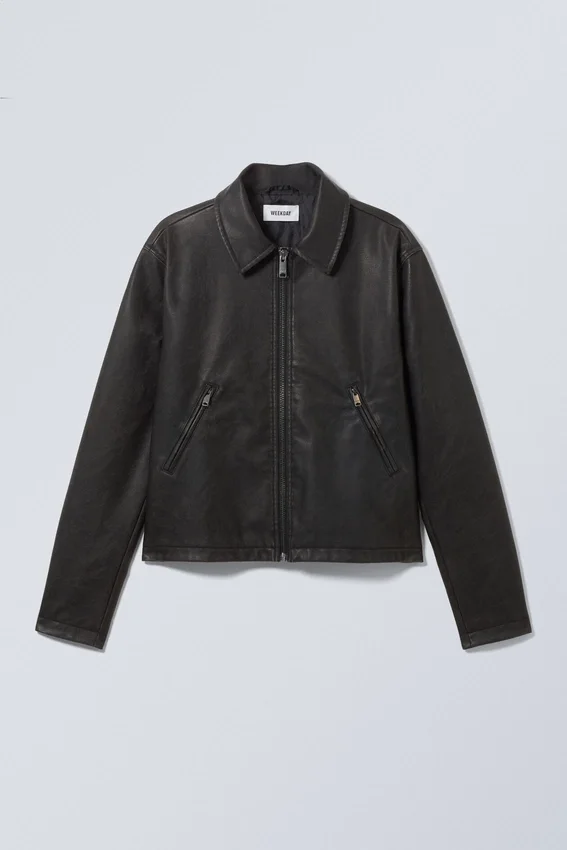 Chaqueta de imitación de cuero encogida – Negra Chaqueta de imitación de cuero encogida – Negra