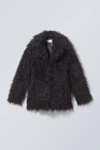 Chaqueta de pelo sintético entallada Lilith – Negro