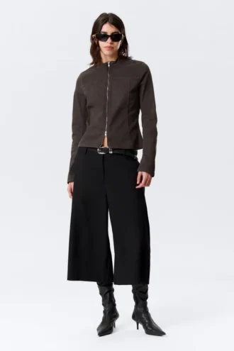 Chaqueta entallada con cremallera de algodón Genevieve – Gris oscuro