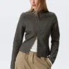 Chaqueta entallada con cremallera de algodón Genevieve – Gris oscuro Chaqueta entallada con cremallera de algodón Genevieve – Gris oscuro