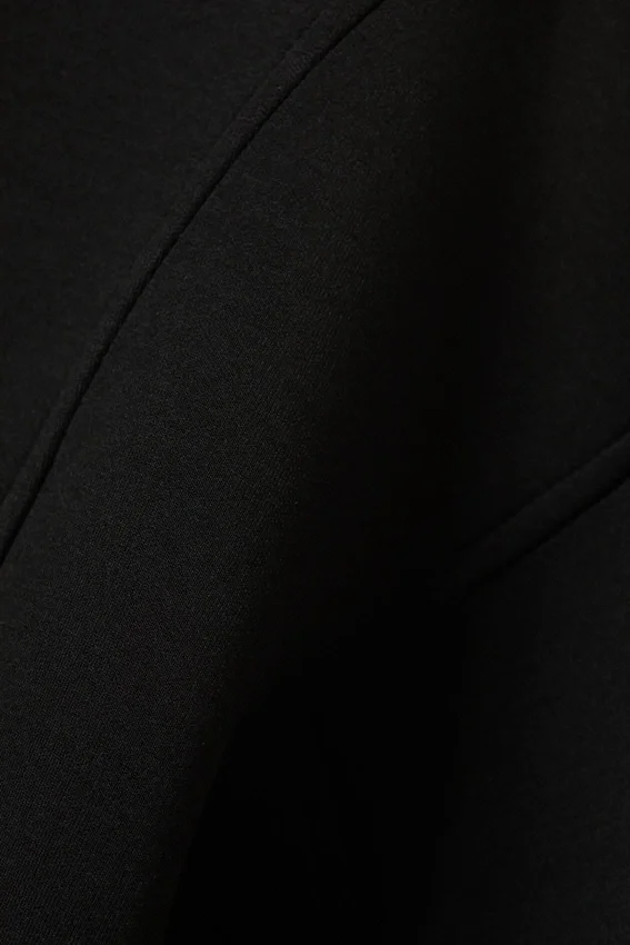 Chaqueta entallada con cremallera de neopreno – Negro Chaqueta entallada con cremallera de neopreno – Negro