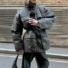 Chaqueta utilitaria acolchada oversize – Gris oscuro